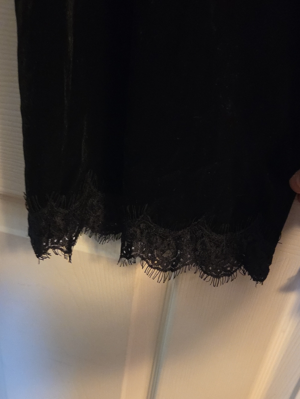 Boston Proper Wide Leg Velvet Pants With Lace Trim Size Small - Picture 7 of 10